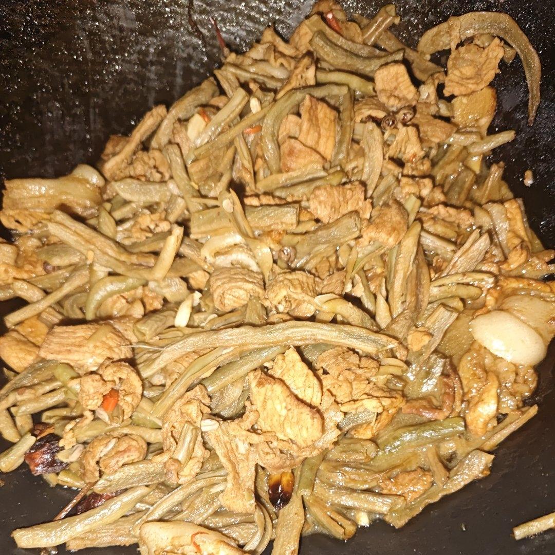 干豆角烧肉-好吃到炸裂