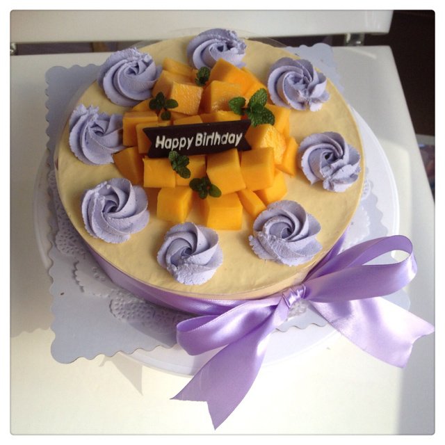 料超足的芒果慕斯蛋糕