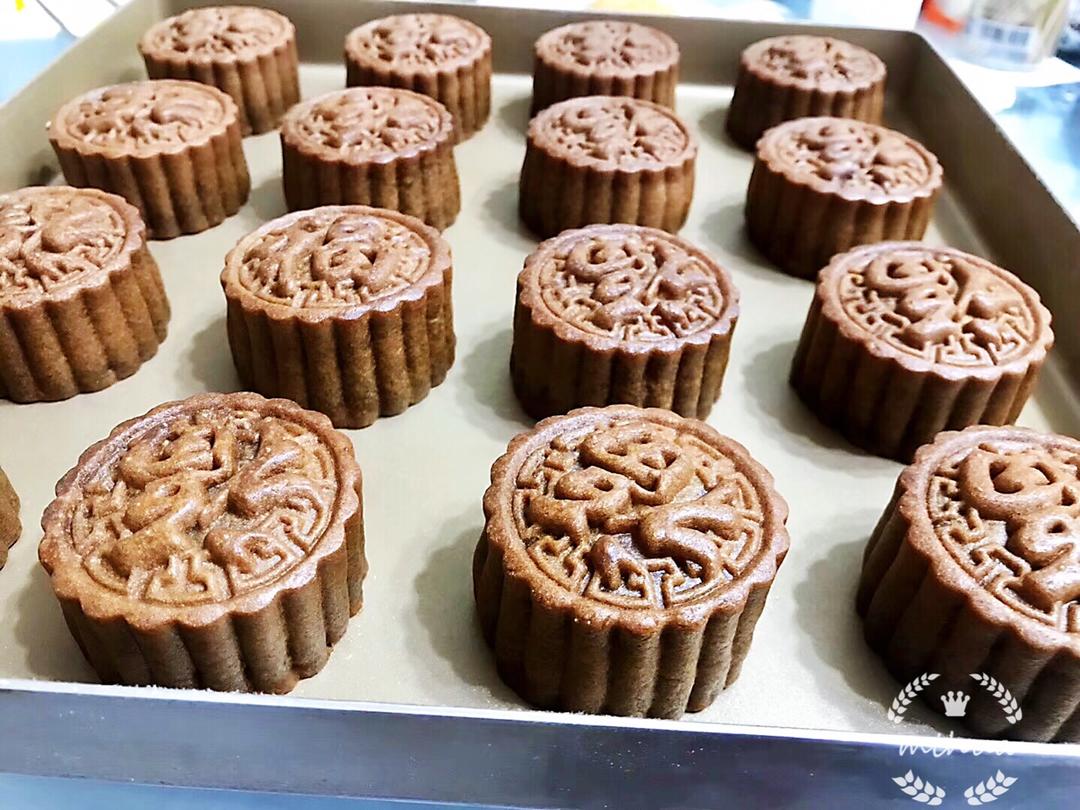 黑糖椰蓉蔓越莓月饼