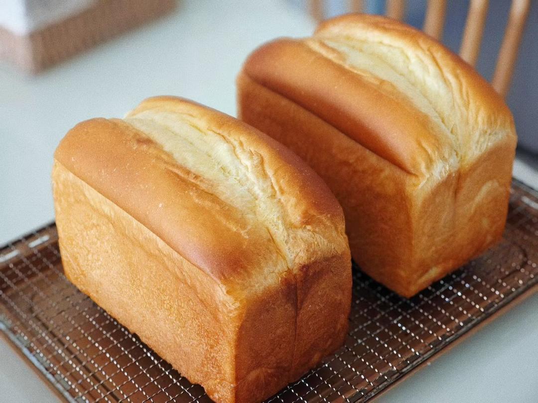 超软鲜牛乳巨蛋吐司