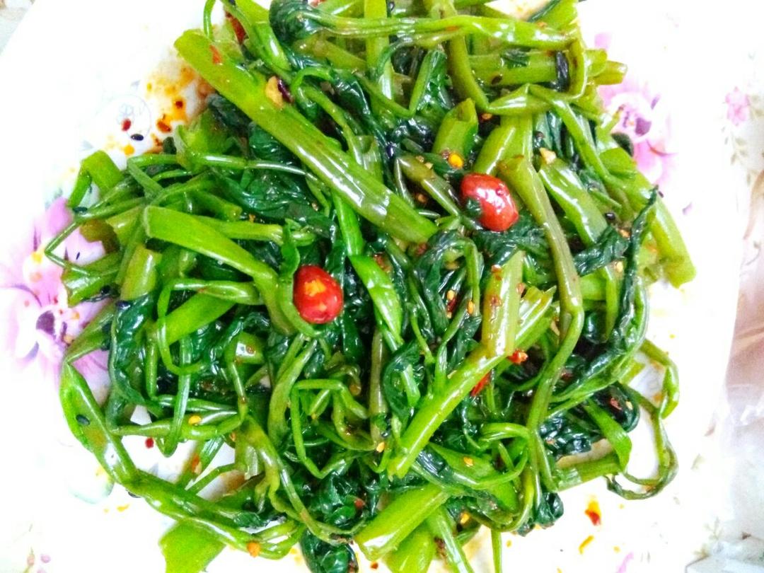 凉拌空心菜