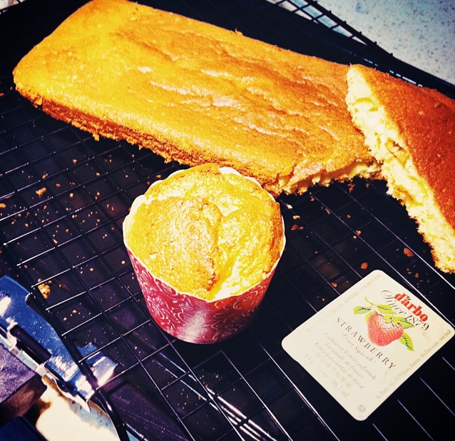 软绵绵戚风纸杯蛋糕