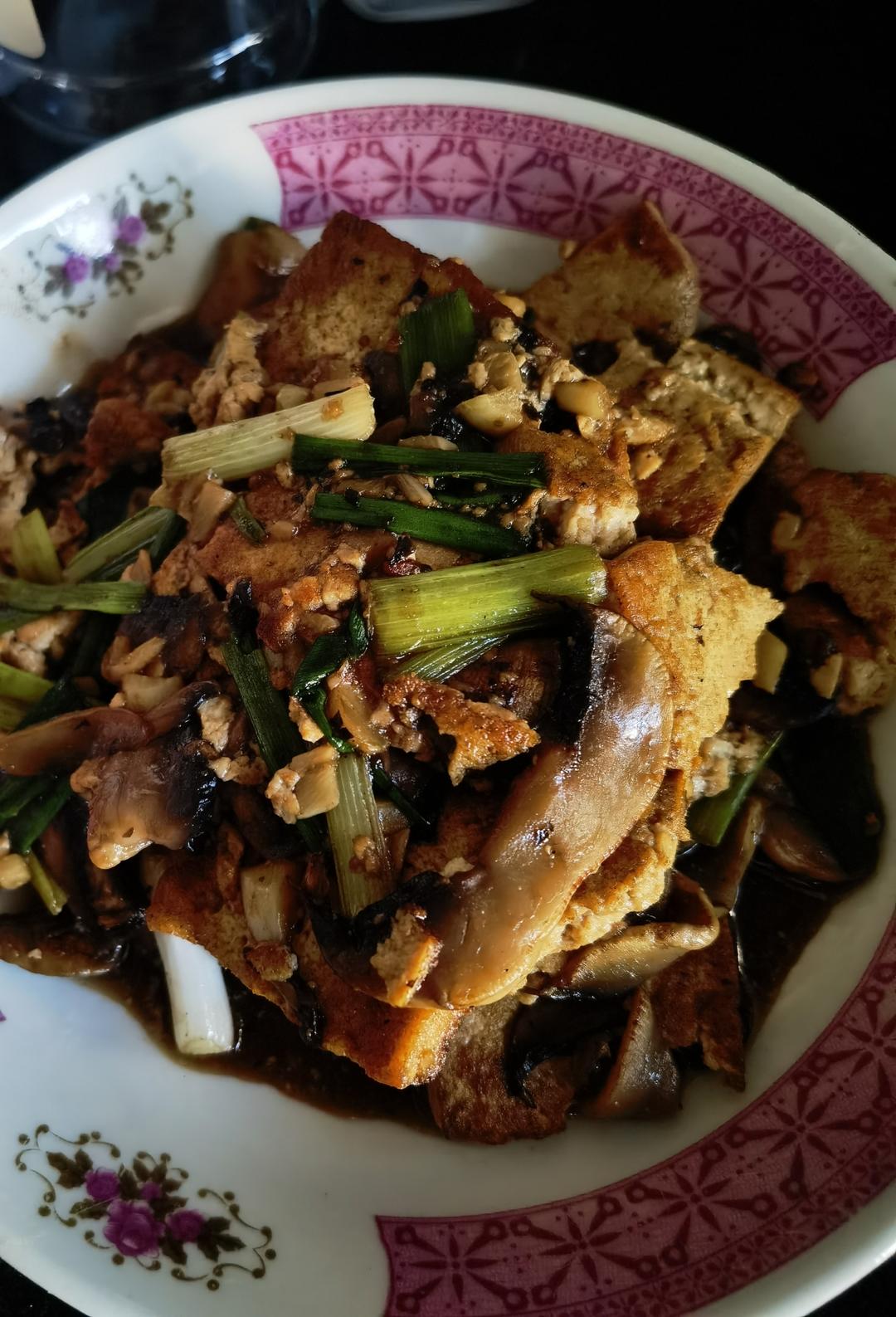 蘑菇烧豆腐