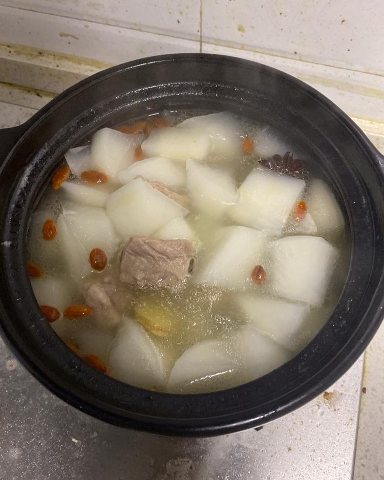萝卜排骨汤