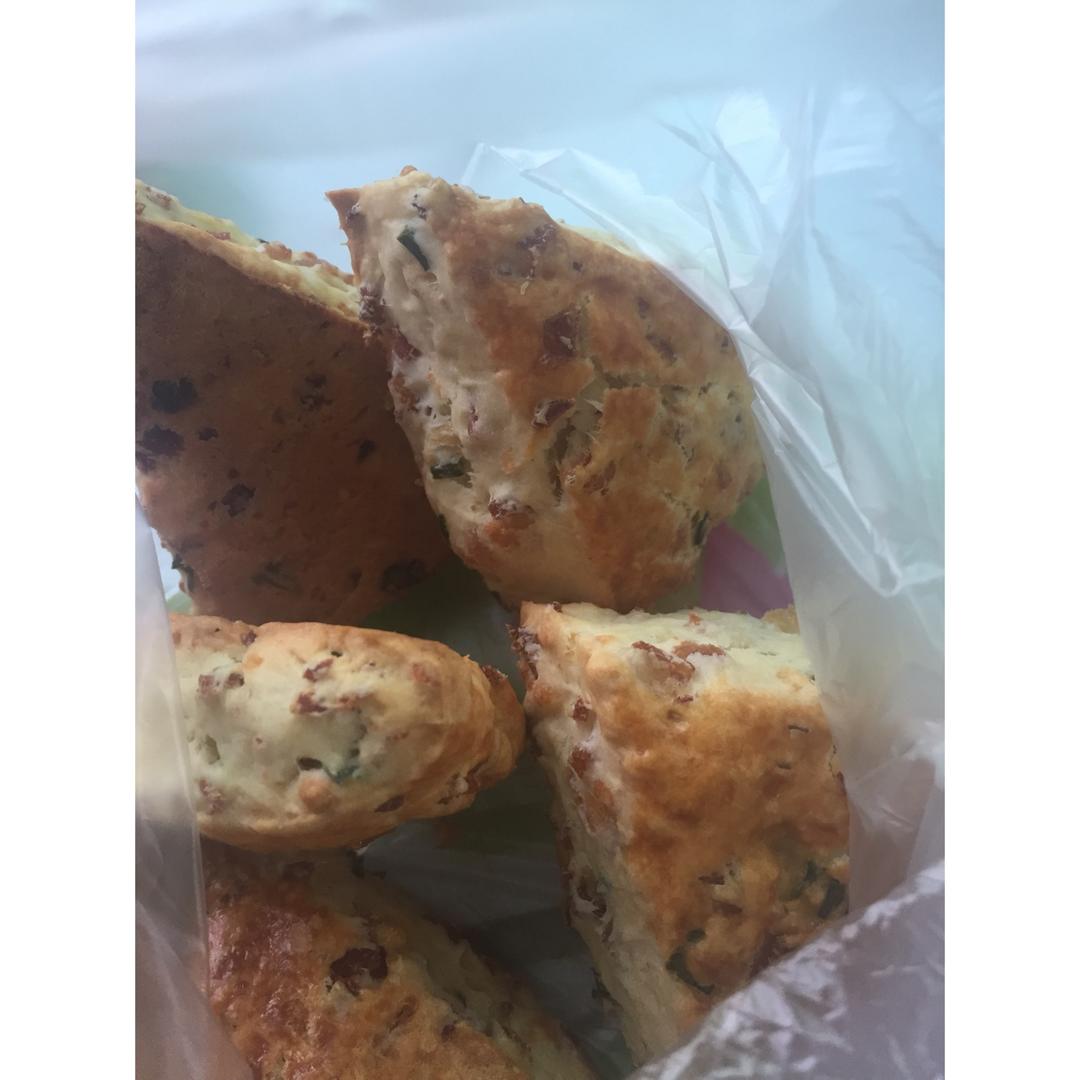 葱火腿司康