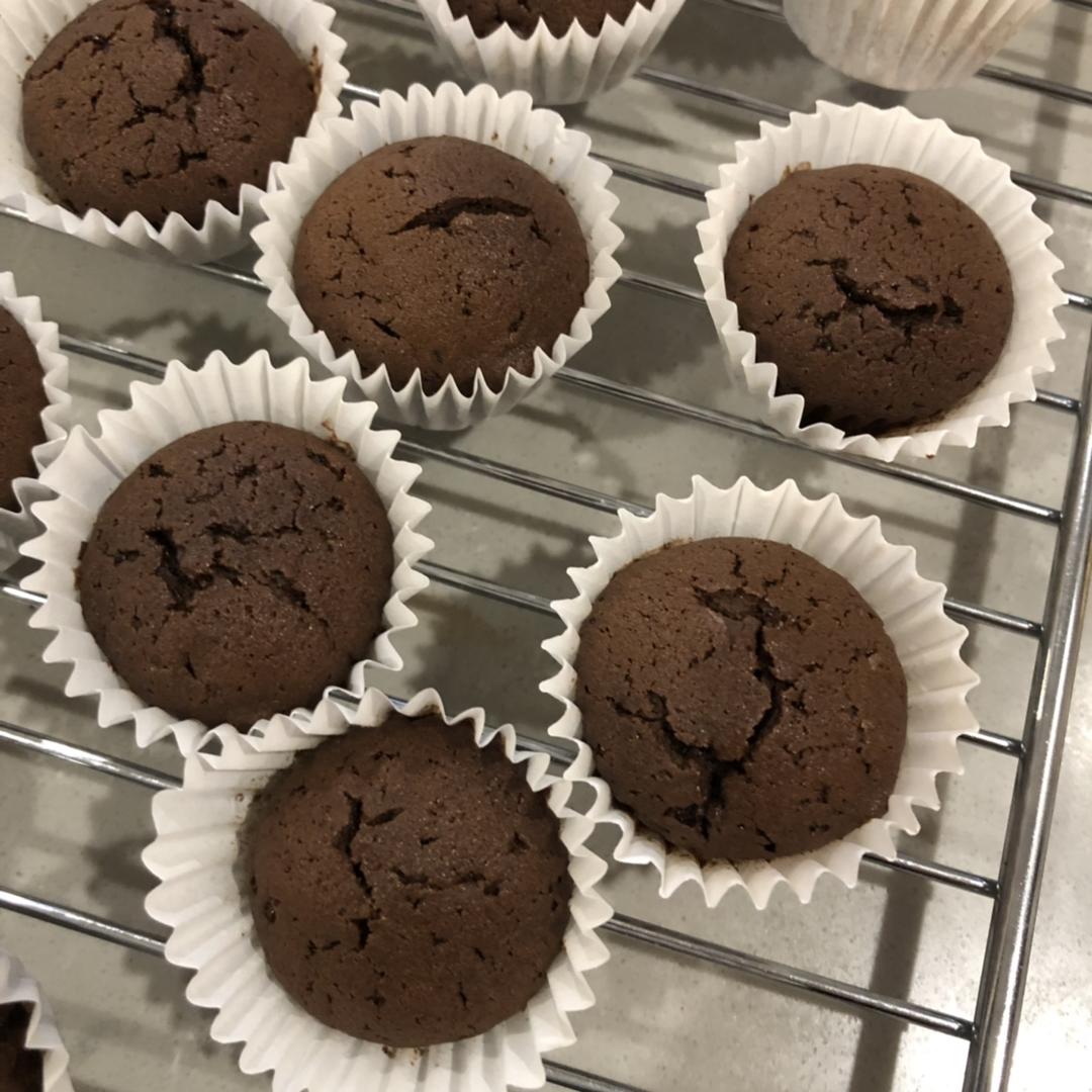 布朗尼杯子蛋糕