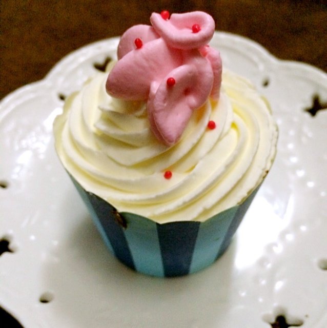 古典巧克力cupcake配马斯卡彭奶油霜