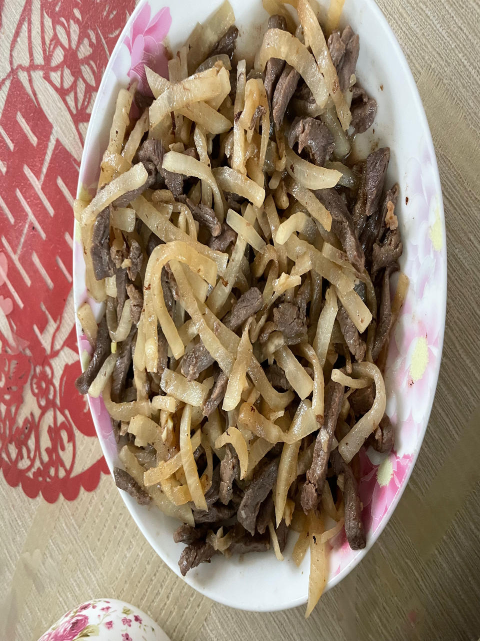 萝卜丝炒牛肉