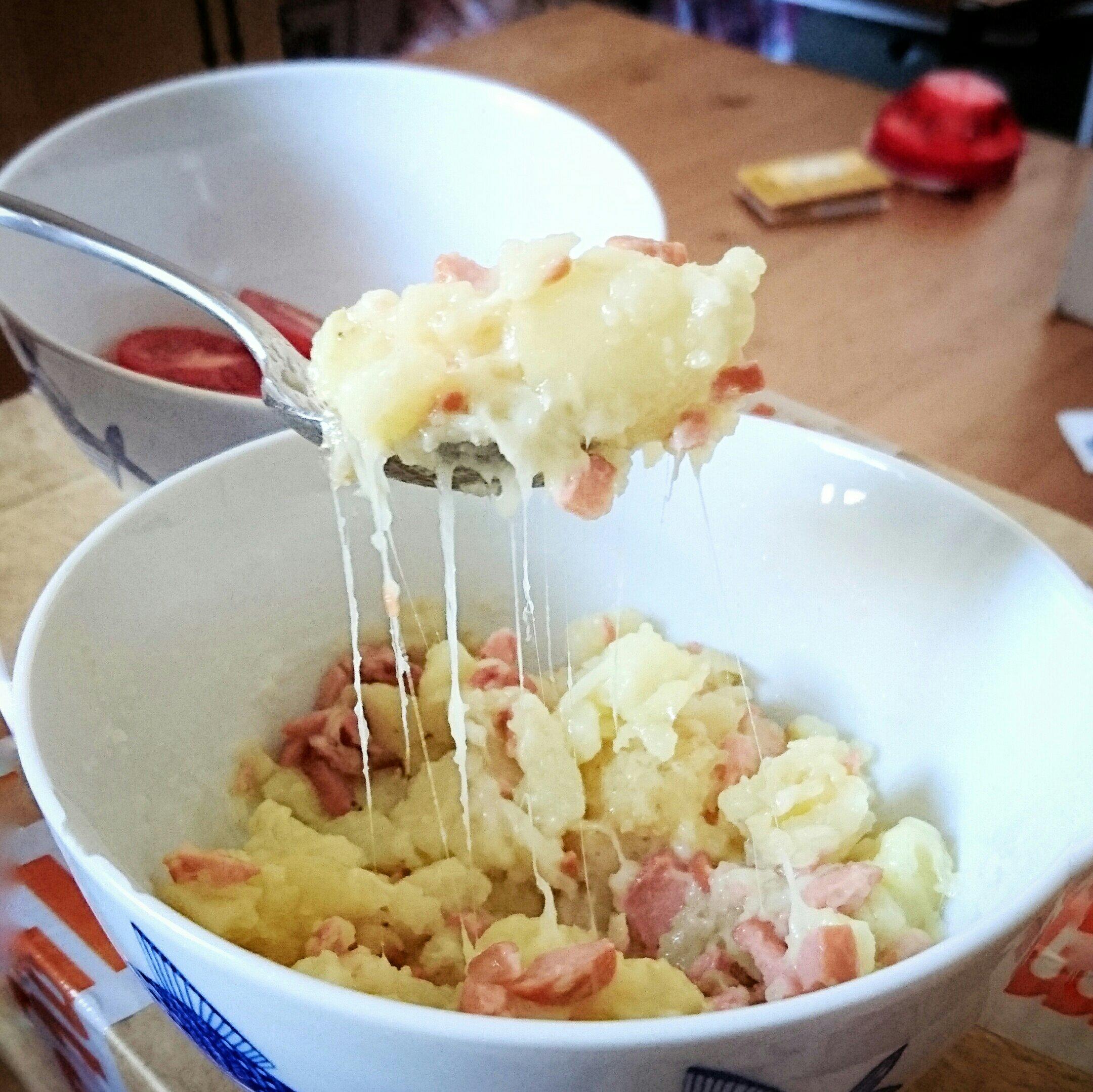 【十分钟早餐】芝士火腿土豆碗的做法