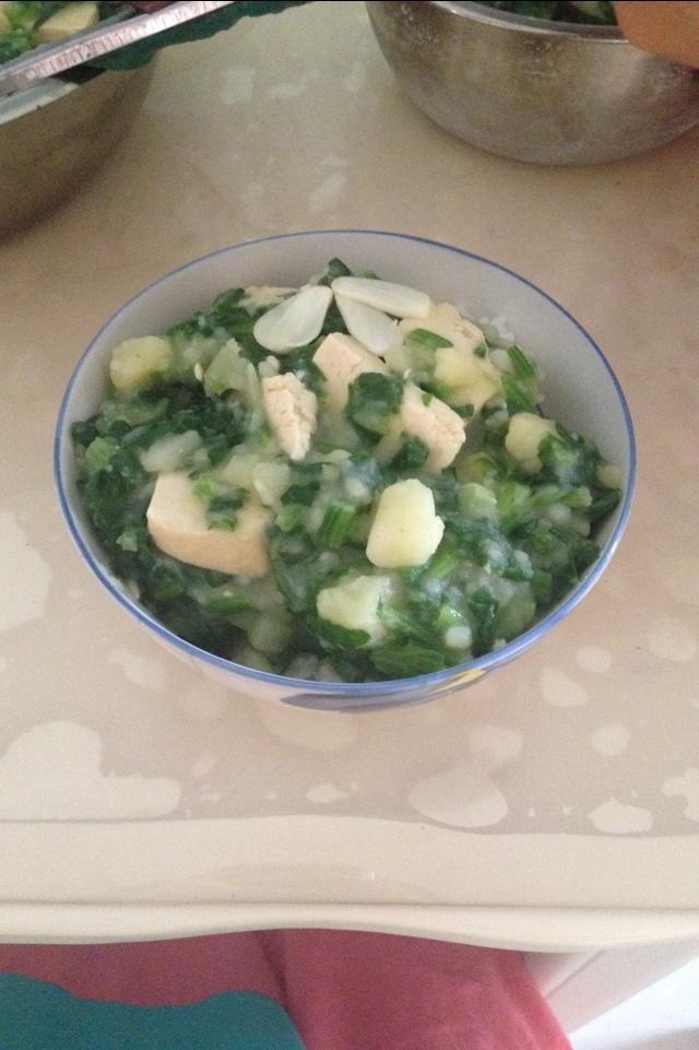 菠菜烩豆腐的做法