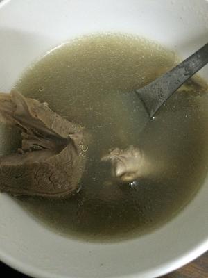 绿豆鸽子汤的做法 步骤5
