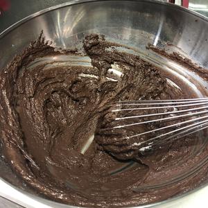 8寸巧克力可可戚风蛋糕（承重不塌）的做法 步骤4