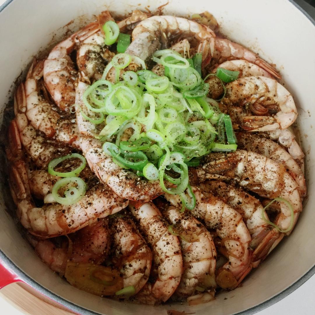 黑椒干锅虾