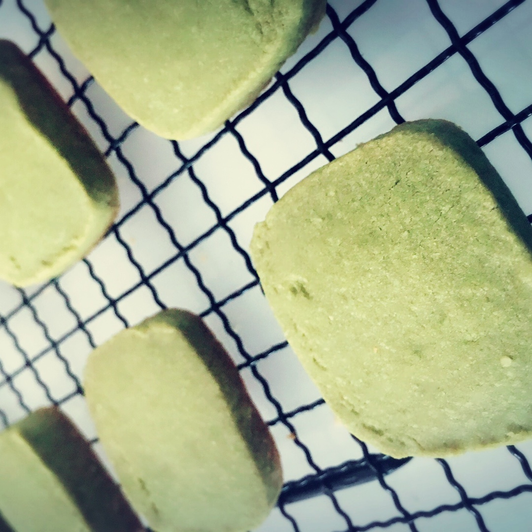 微苦抹茶沙布列酥饼