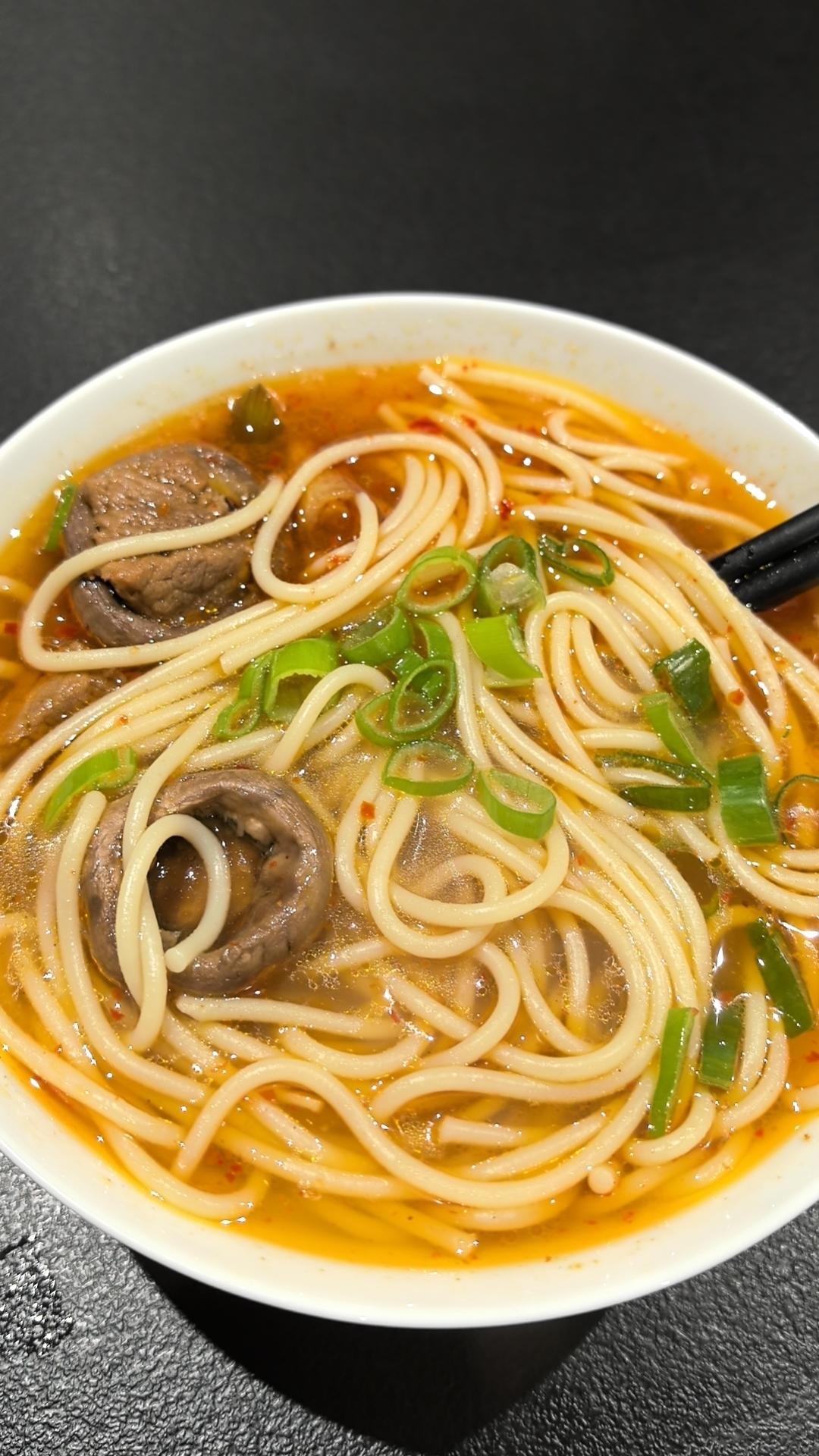 蒜香口菇牛肉粒
