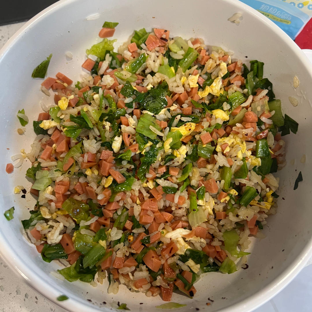 菜蔬蛋炒饭 宇宙无敌好吃‼️