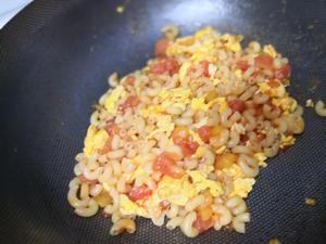 超简单快手早餐～西红柿鸡蛋通心粉的做法 步骤7