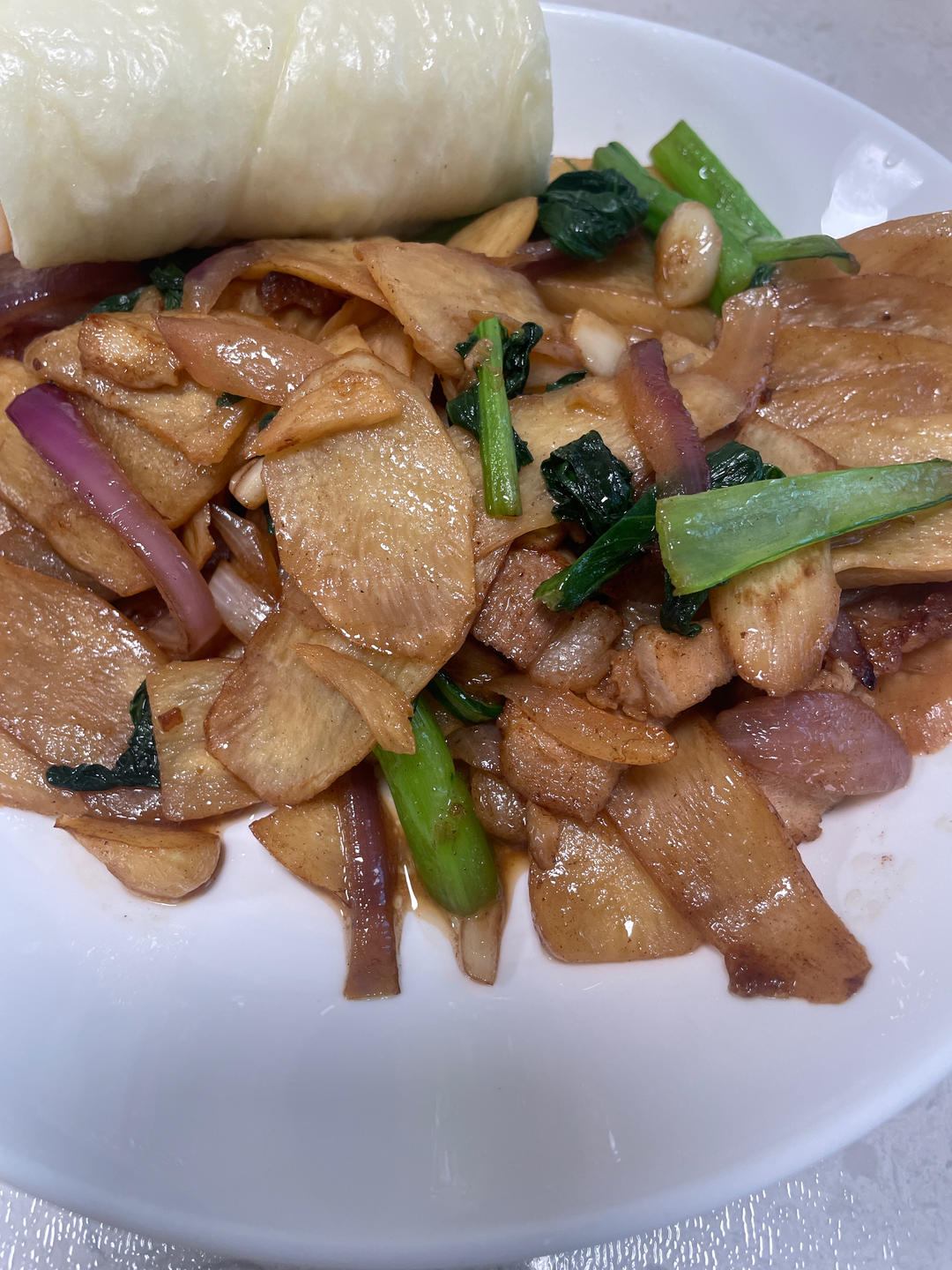 厨师长教你：“茭白炒五花肉”的家常做法，清爽不油腻，收藏了