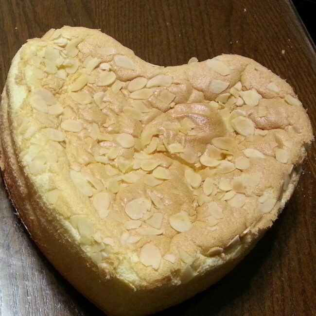 超简单完美戚风蛋糕（6寸2蛋）附打发、翻拌、脱模视频