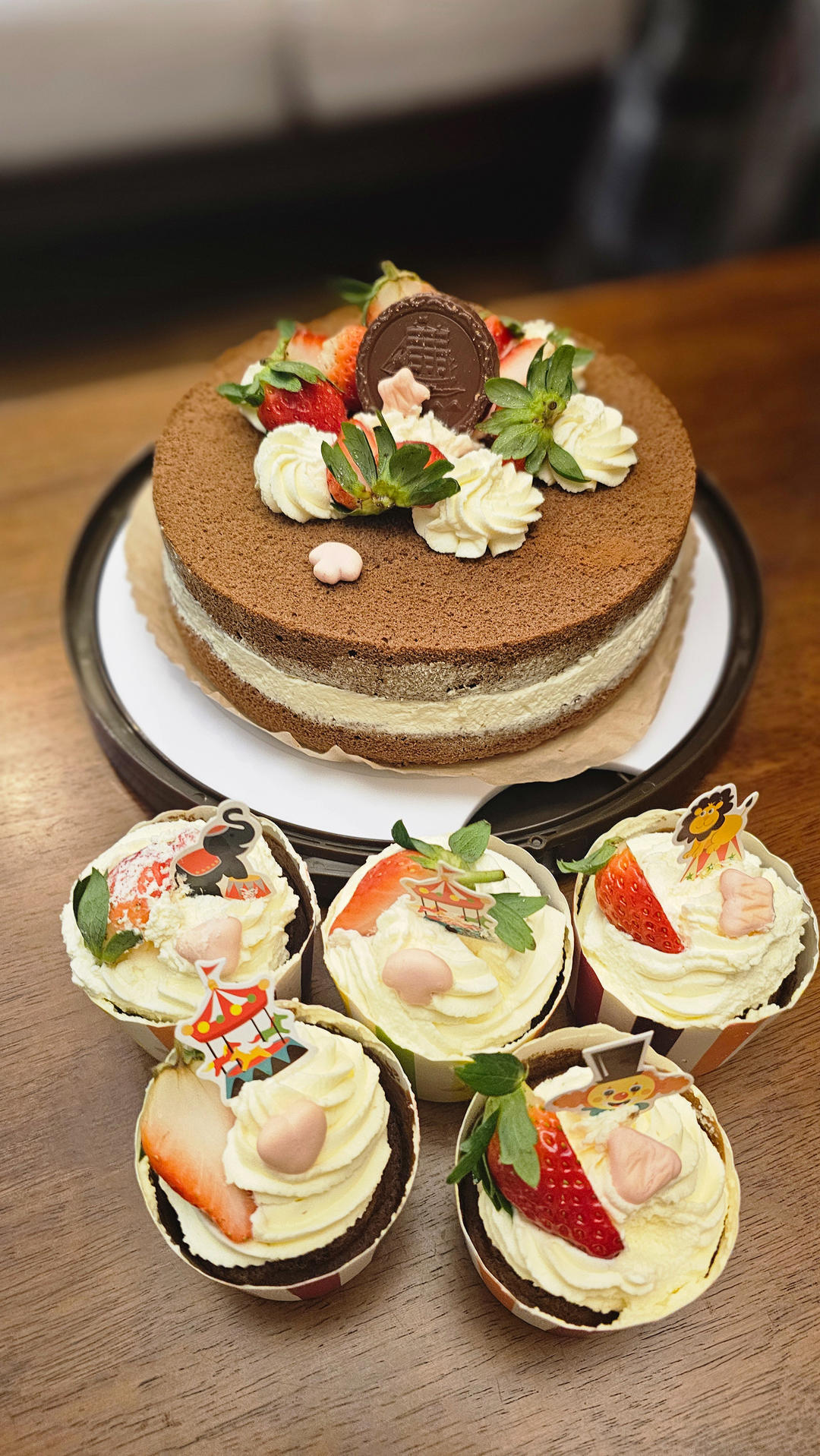 《Tinrry+》香蕉巧克力戚风裸蛋糕（6寸）~浓郁巧克力，香甜软糯的香蕉果肉~