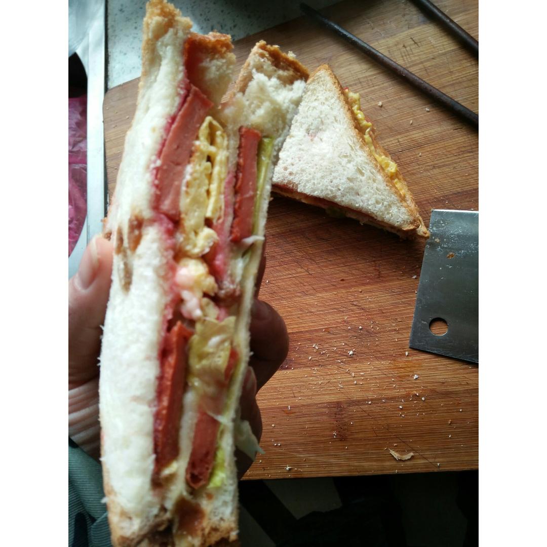 火腿芝士蛋三文治