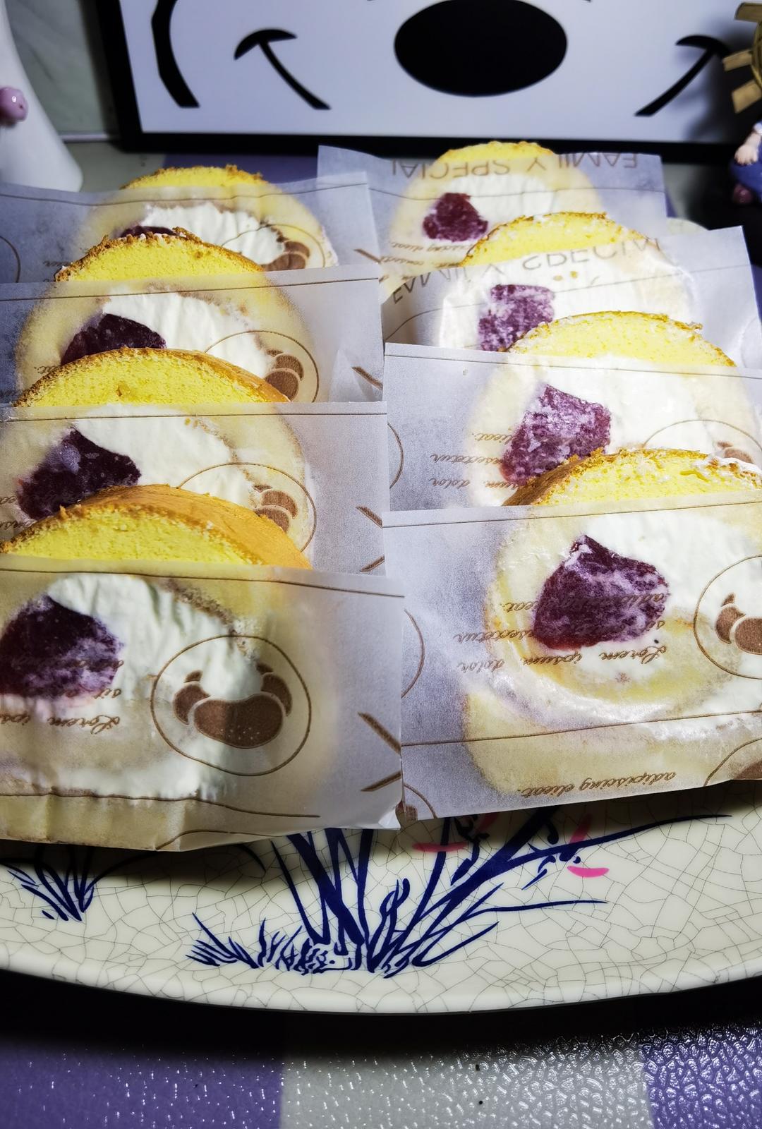 超详细的瑞士卷奶油蛋糕卷原味蛋糕卷的制作方法 饱满不掉皮不开裂（附模具换算方法）