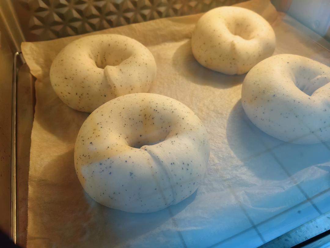 超软牛奶餐包，此配方超软不甜易出膜，放一礼拜不变硬