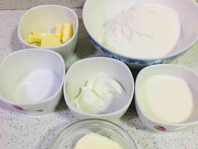 纯奶手撕吐司的做法 步骤1