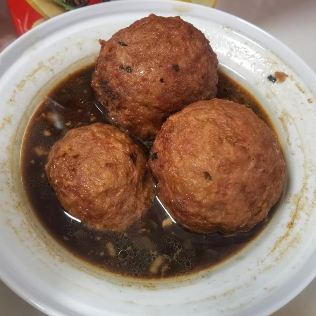 红烧狮子头
