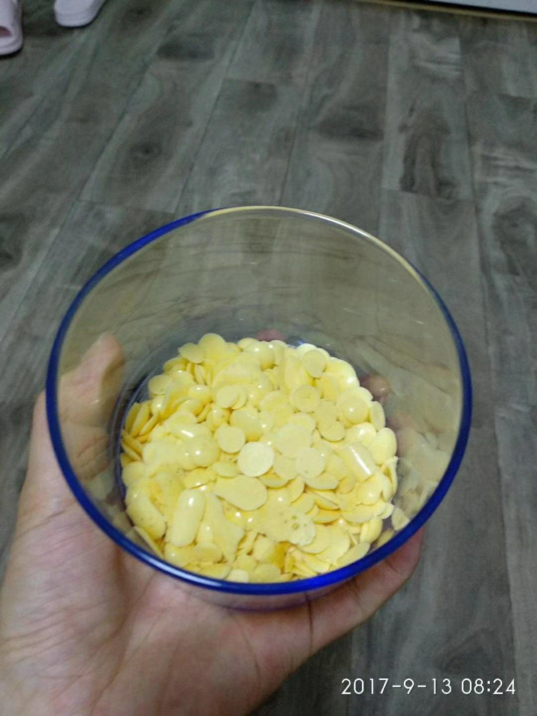 入口即化的无添加蛋黄溶豆