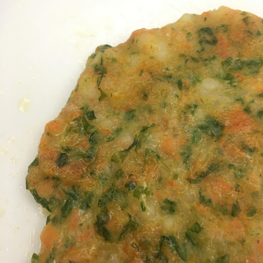 一口一个的鲜虾蔬菜饼