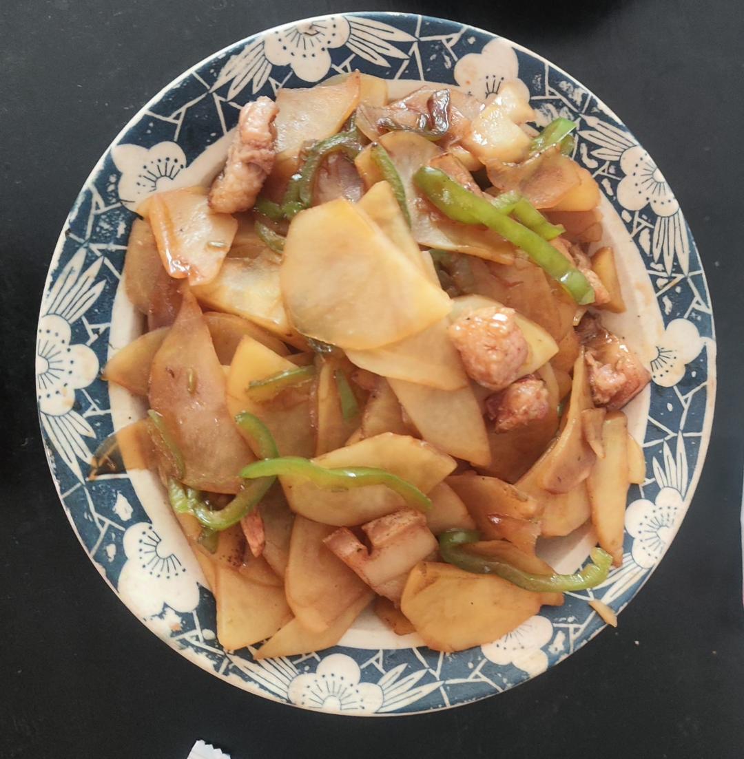 比肉都好吃的青椒炒土豆片😋简单又美味❗️
