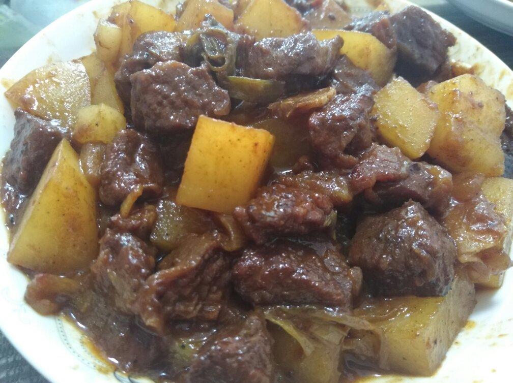 土豆炖牛肉