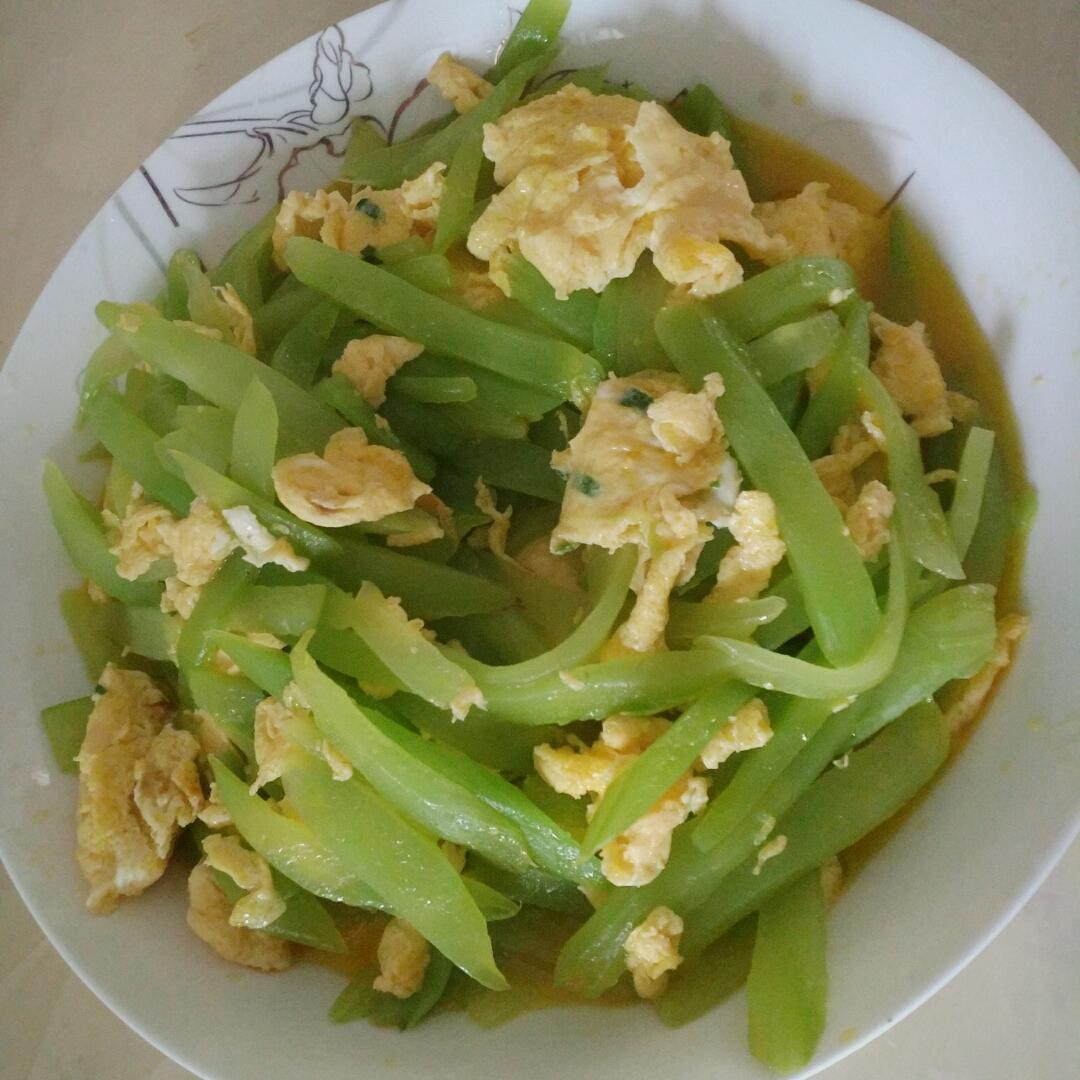 莴笋炒蛋