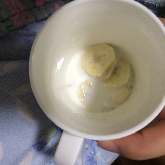 香蕉牛奶杯