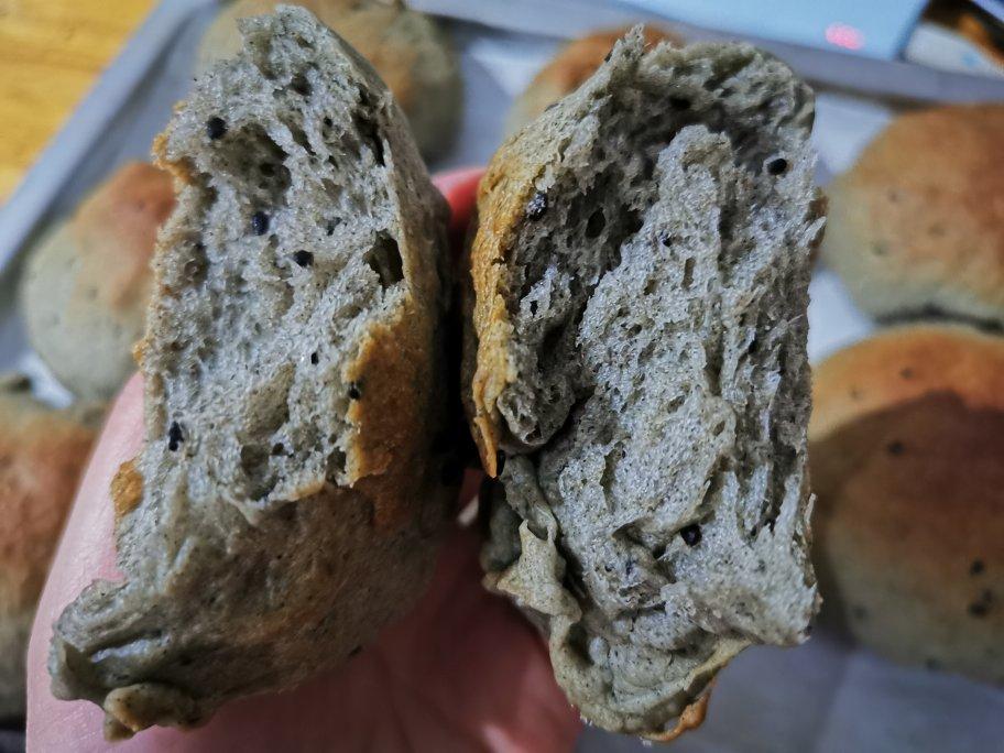 黑芝麻糊软面包