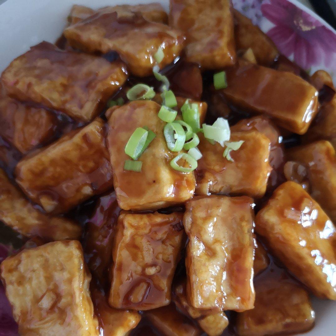 外酥里嫩【烧汁豆腐】吸饱汤汁