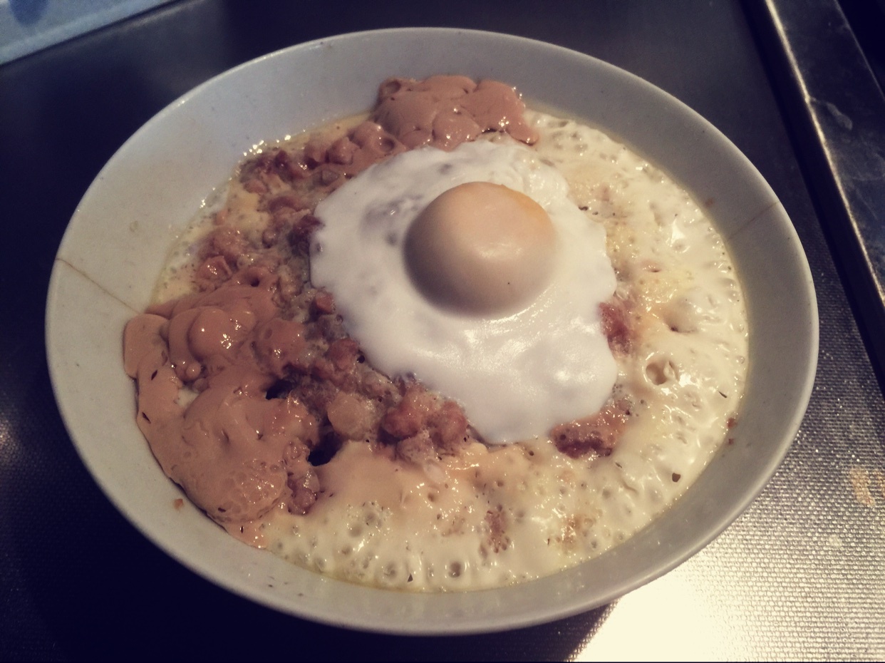 肉糜炖蛋（肉饼炖蛋）