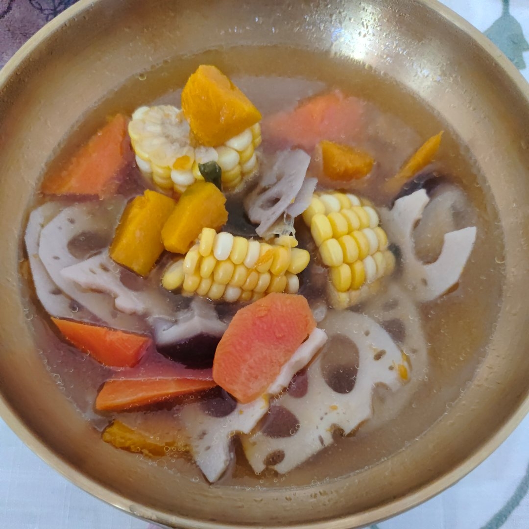 香菇玉米素蔬养生汤 没难度