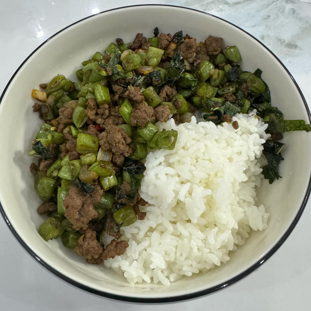 豆角炒肉末