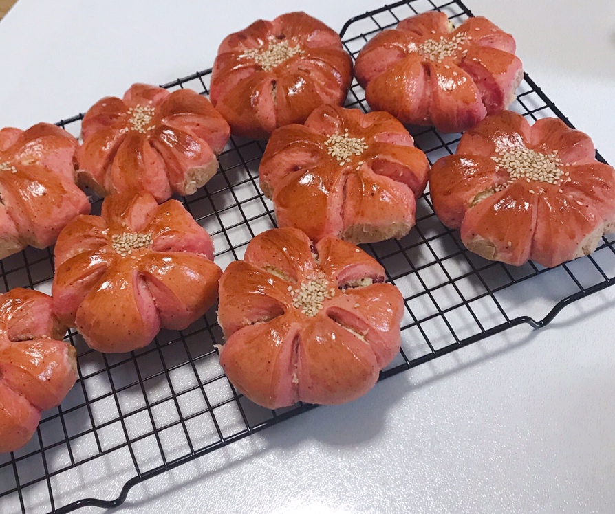 蔓越莓椰蓉花朵面包