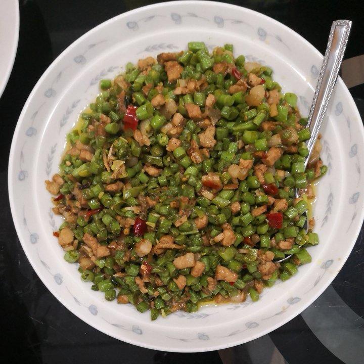 肉沫豆角下饭菜