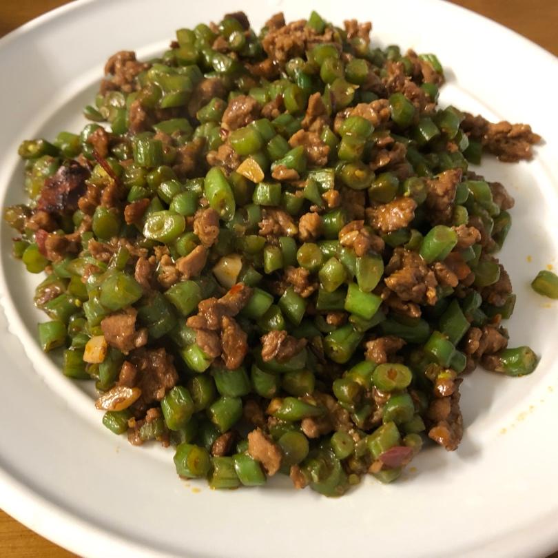 超简单的下饭菜🔥肉末豆角，好吃到流泪