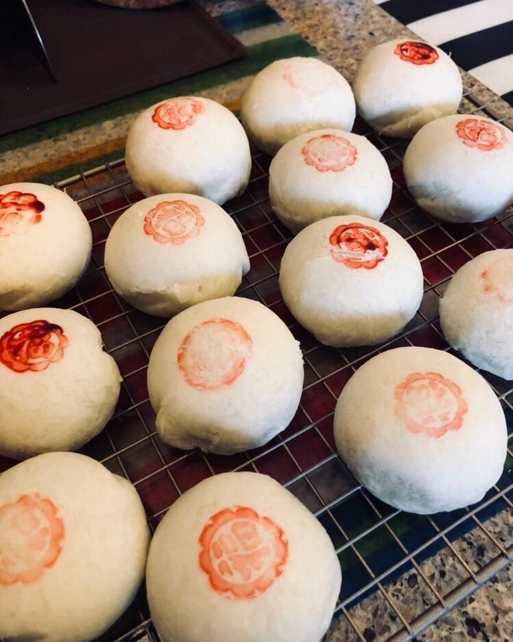 金沙板栗麻薯肉松酥皮月饼（霸王酥）