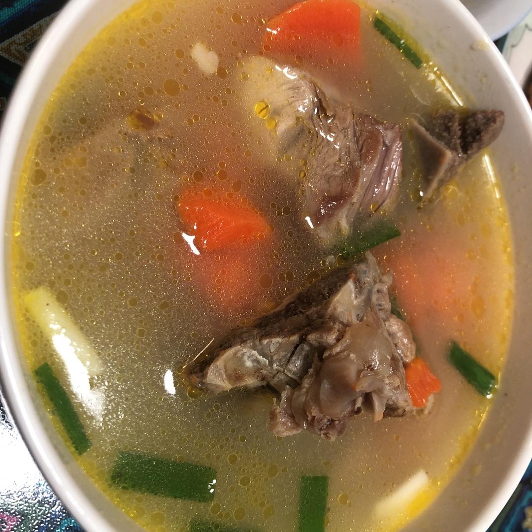 厨师长教你：“玉米排骨汤”的家常做法，营养又美味，先收藏了