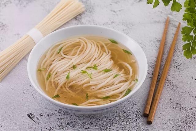 家庭自制阳春面的做法