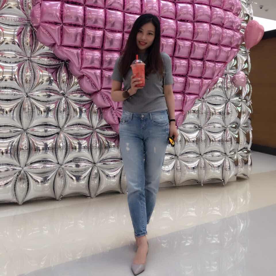 爱吃牛油果的小晨