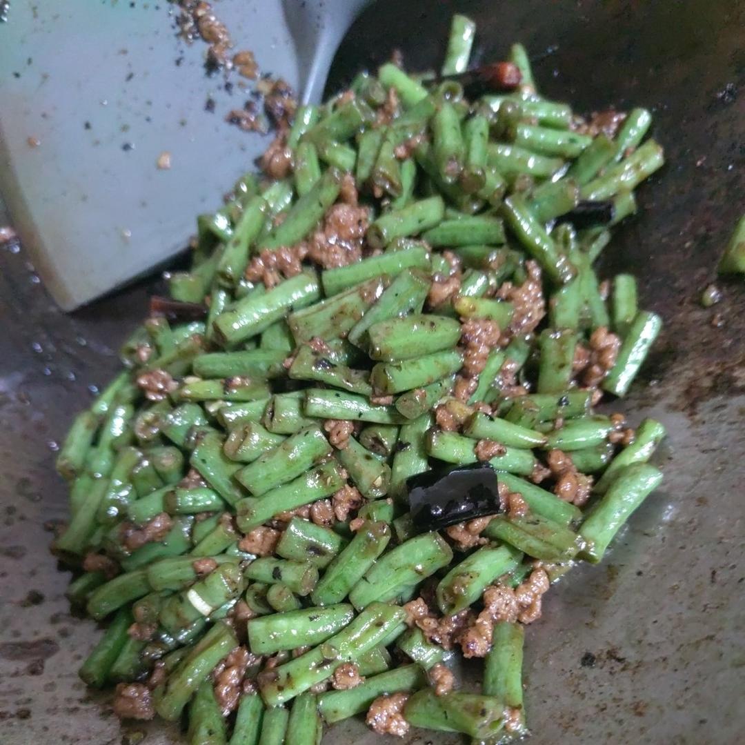 肉沫豆角下饭菜