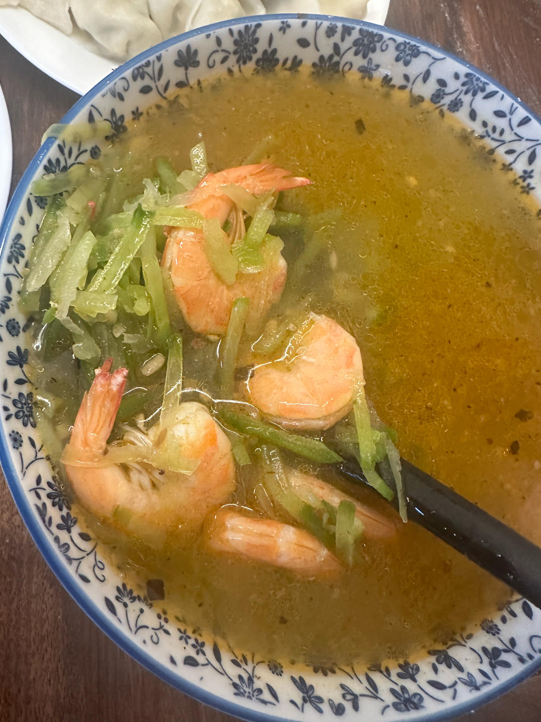 萝卜丝鲜虾汤