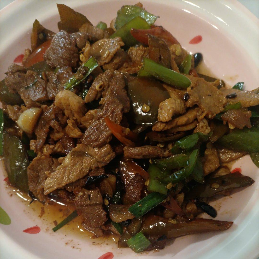 😍超好吃！还原费大厨辣椒炒肉！